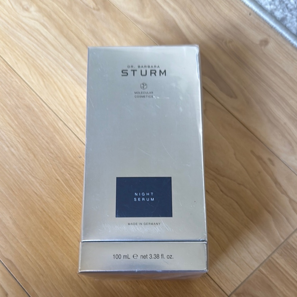 Dr. Barbara Sturm Night Serum